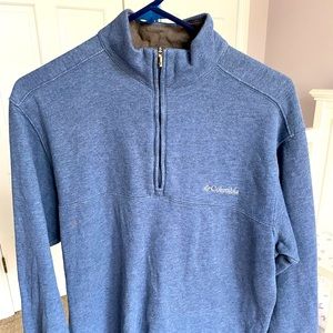 Men’s 1/2 zip Columbia fleece